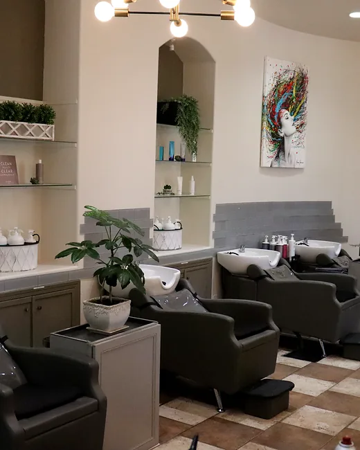 Wash station at Lincoln Salon & Spa